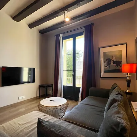 Unique Est Apartment *